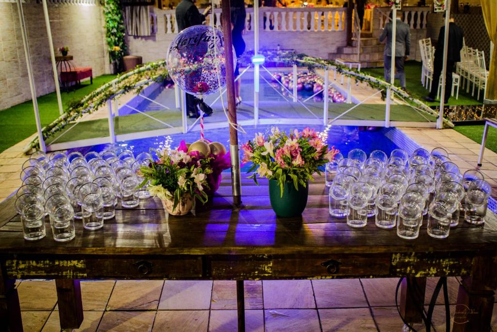 04 Mesa de Jantar (1).jpeg